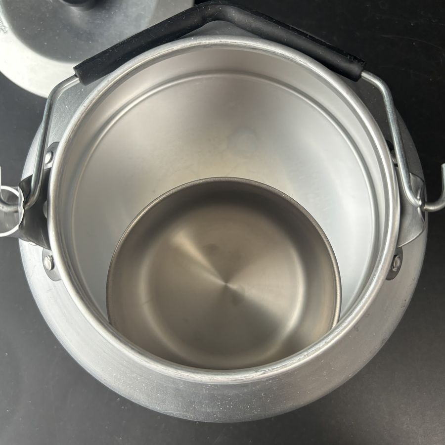 ケトル 1.4L ゴム製ノブのスタッキング検証