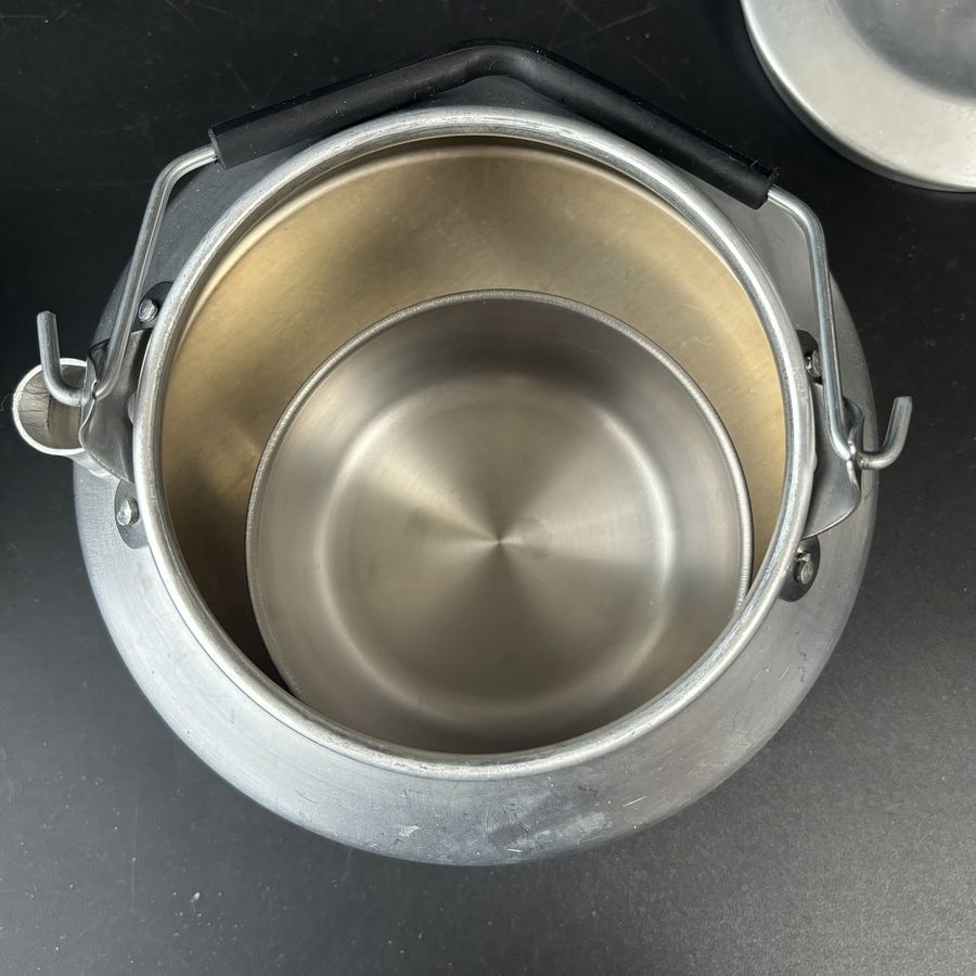 ケトル 0.9L ゴム製ノブのスタッキング検証