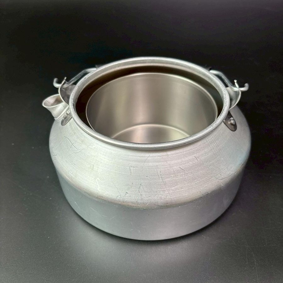 ケトル 0.9L ゴム製ノブのスタッキング検証